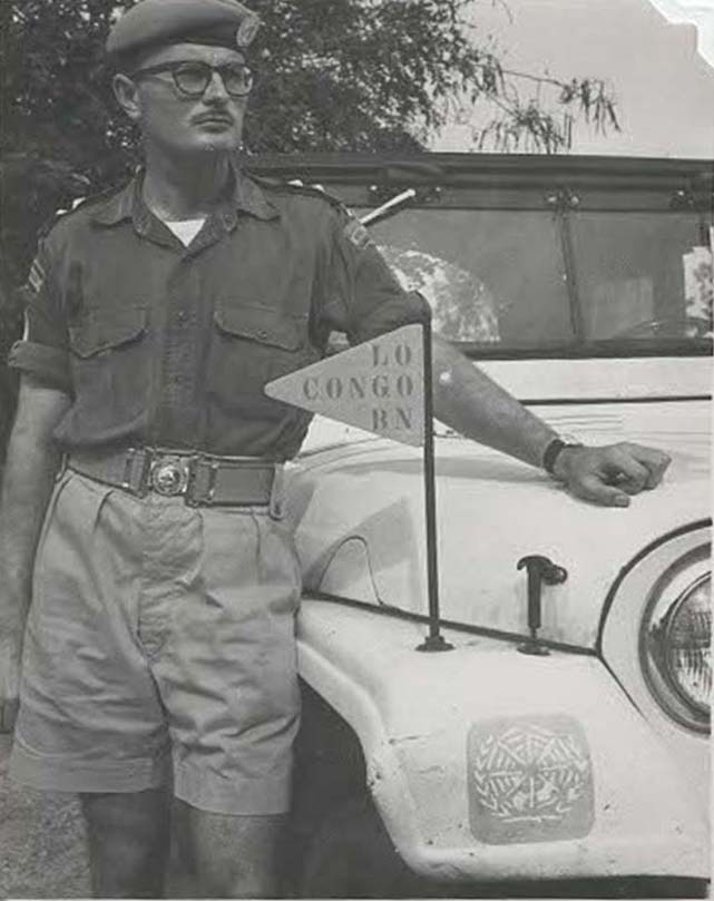 Lt Liston, officier de liaison auprès du 2e bataillon congolais. Kamina, 1962.